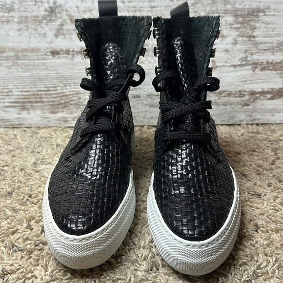Aquatalia Tess Lace Up Woven Leather Sneakers Size 8.5 Black - Picture 10 of 11